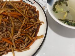 -门庭若市豆浆油条(恒生广场店)
