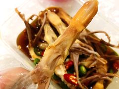 -臻鲜燕海鲜融合餐厅(金陵style店)