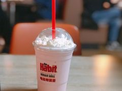 草莓奶昔-The Habit Burger Grill 哈比特汉堡(复兴soho店)