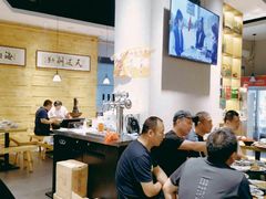 大堂-悦华一品炒鸡(春风店)