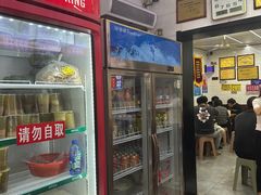 -覃肥叔桂林米粉(粮道街店)