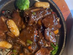 -八府香鸭·啫啫煲(华山路店)