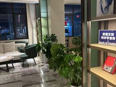 -武汉武昌站街道口华美达安可酒店