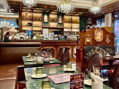 -秘密旅行Bonjour(黑金冠 江南西店)