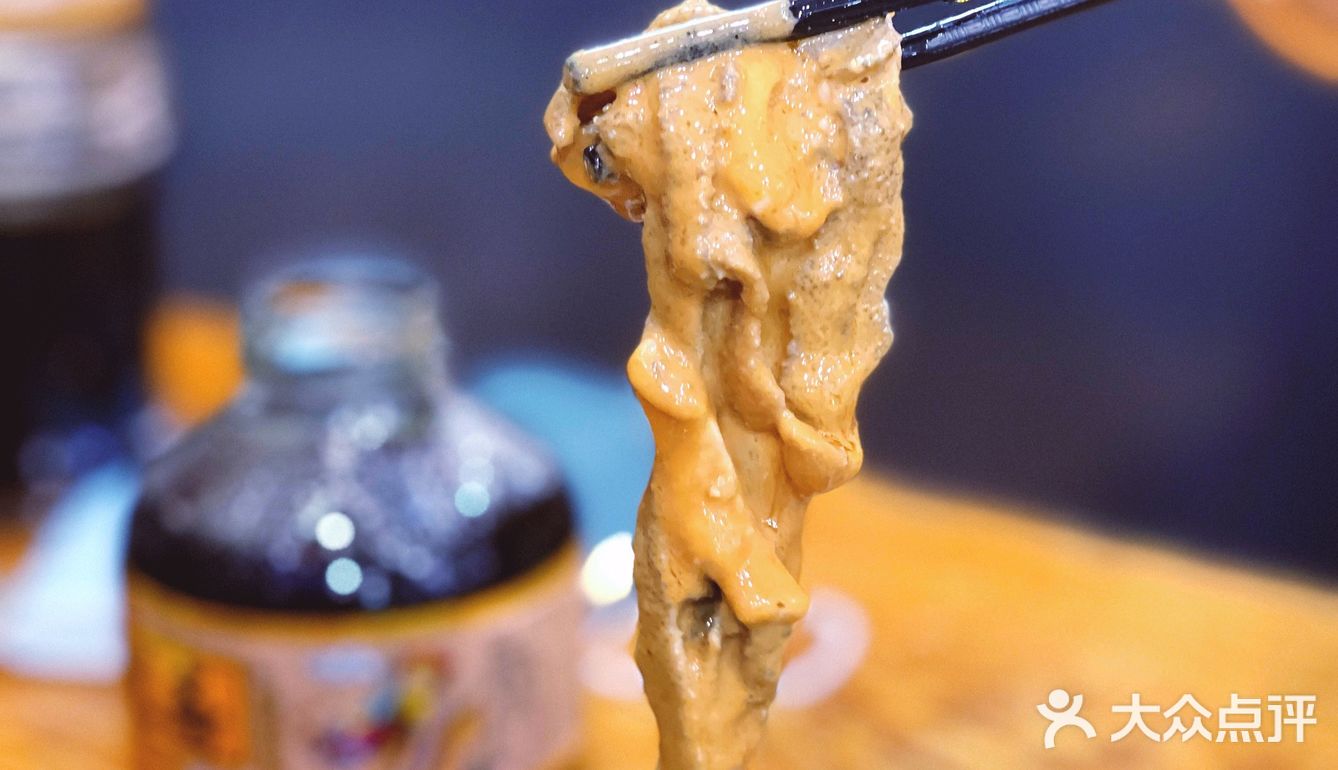 “她”点名要吃的卤煮!