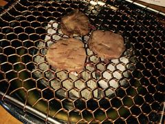 厚切牛舌-老炉家木炭烤肉(长江国际店)