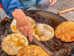 -大众跷脚牛肉馆·非遗传承单位(峨眉山店)