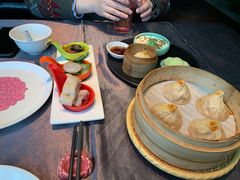 蟹肉鲜肉小笼-蟹榭·本帮江浙菜·蟹宴(五角场合生汇商场店)