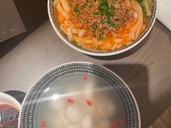 酸汤粉-万达锦华温泉酒店
