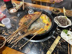 -灌县老妈砂锅串串香(万科红生活广场店)