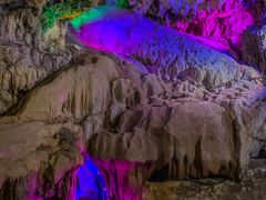 -英西峰林九重天景区