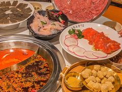 -老房老舍重庆火锅(假日城市店)