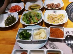 -唯成•韩国炭火烤肉 유성고기