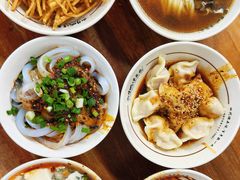 -小谭豆花(西大街店)