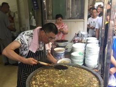 -老字号贾家肉丸糊辣汤(光明巷店)