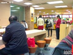 -麦当劳(新城市广场店)