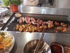 -马路牙子烧烤音乐酒馆(望京店)