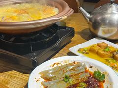 -隔壁老王·家常云南菜(花巷店)