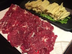 -牛焱·贵州黄牛肉火锅(城西银泰店)