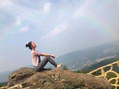 -鬼笑石后山停车场