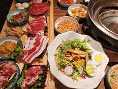 -明洞阿姨·韩式酱蟹烤肉·创意料理(三元桥店)