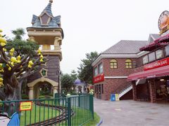 -史努比缤纷世界