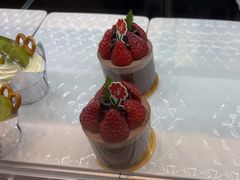 -花花卷卷·鲜食蛋糕(静安久光百货店)