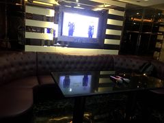 -盛世豪情量贩式KTV(九洲创意园店)