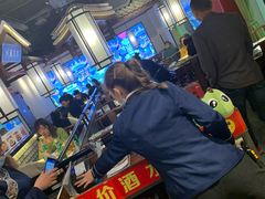 等位区-川流不息·地道川菜·小龙虾(新松江路店)