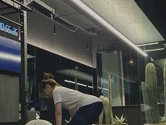 -TOP健身私教工作室(侨香店)