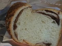 乌豆沙吐司-欧佩拉(红星路店)