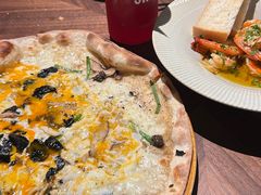 -JINNS锦时 steak&pizza(浸信会礼拜堂旧址店)