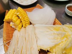 -潮界(LU·ONE凯德晶萃广场店)