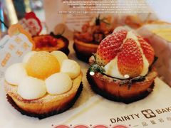 -黛汀烘焙DAINTY BAKERY(代字行合生汇店)