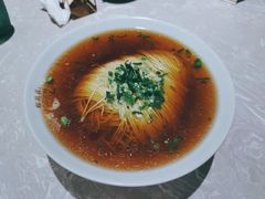 红汤面-松鹤面馆·古法焖肉面(观前店)