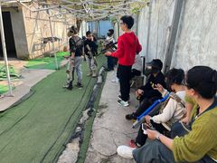 -东湖小天池真人CS彩弹野战基地