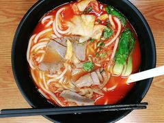 -鑫花溪牛肉米粉(凤凰街创始总店)
