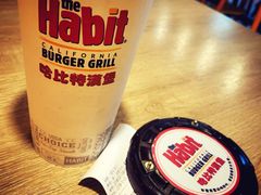 -The Habit Burger Grill 哈比特汉堡(复兴soho店)