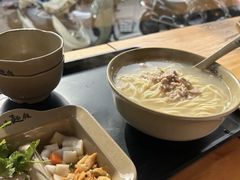 -亮亮拉面(师范路店)