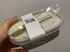 奥利奥咸奶油焦糖脆-一块甜品店