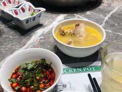 -禄婶鸡煲·打边炉