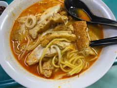 -亚王咖喱鸡米粉面