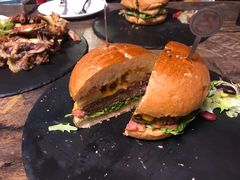 -HIGH FIVE哈福手工汉堡(桂林路店)