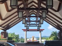 -亚龙湾喜来登·美景台大堂吧