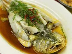 清蒸黄花鱼-美味海鲜大排档(明发美食地标店)