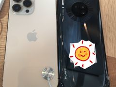 -Apple零售店(华贸购物中心店)
