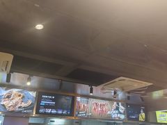 -记忆串城·东北烧烤·小龙虾·大型团建(南油店)