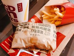-麦当劳(松江南乐得来速店)