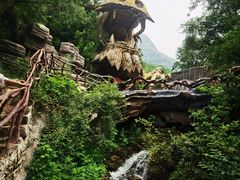 -大平台龙居瀑布旅游区