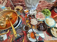 -弘烨 贵州酸汤 鱼火锅(东财店)